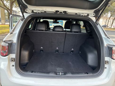 Used 2025 Jeep Compass Latitude image 26