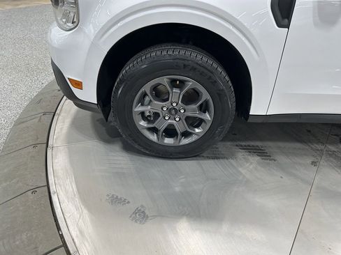 Used 2022 Ford Maverick XLT image 25