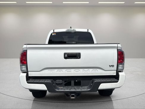 Used 2021 Toyota Tacoma 4x4 Double Cab image 7