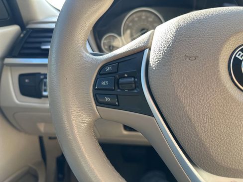 Used 2012 BMW 328i Sedan w/ Premium Pkg image 31