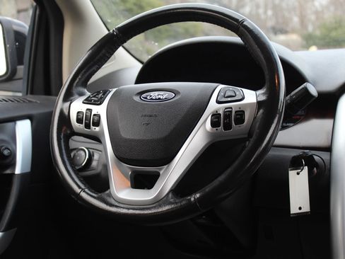 Used 2011 Ford Edge Limited image 20