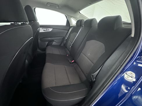 Used 2022 Kia Forte LXS FWD image 28