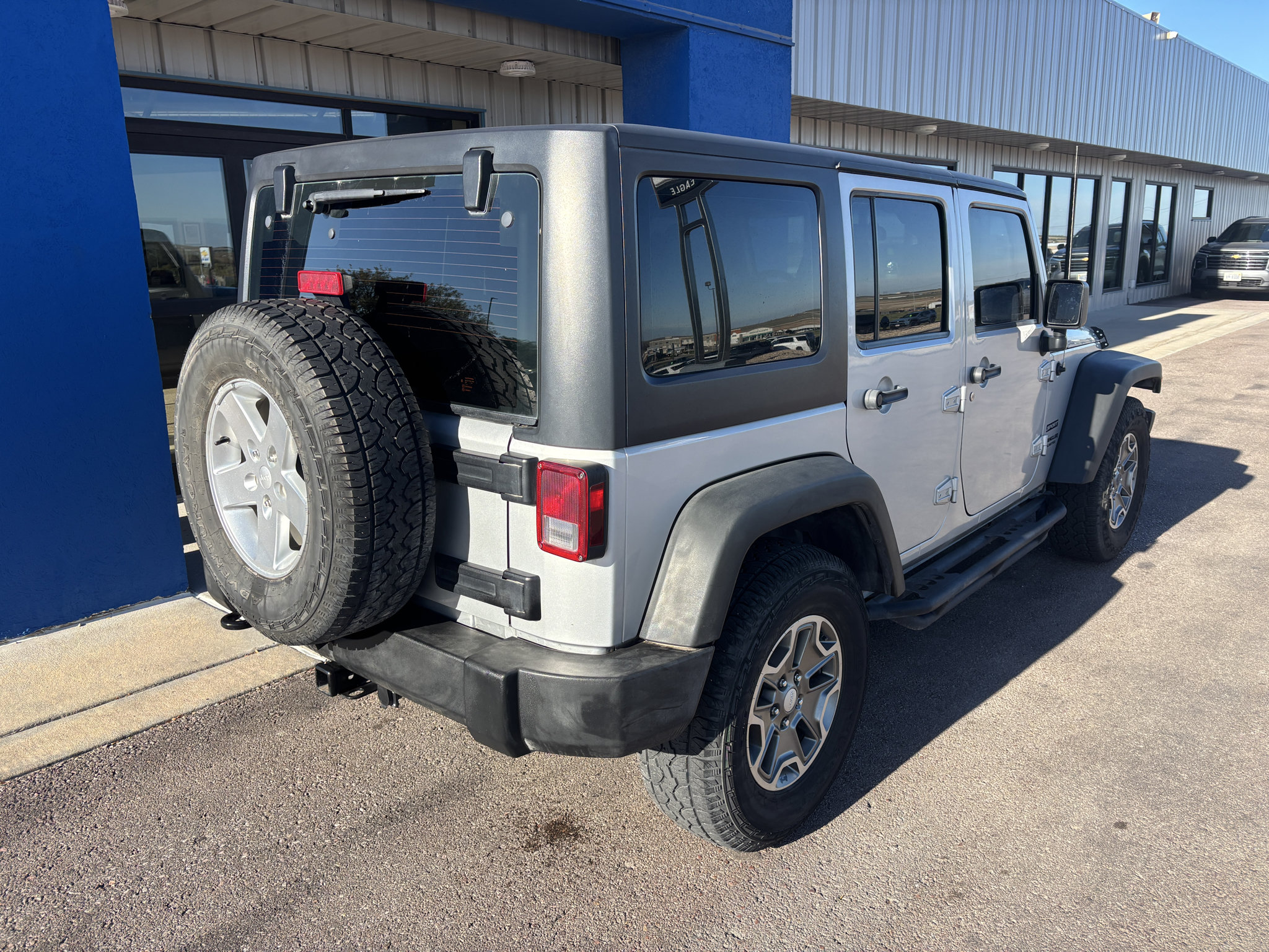 Used 2012 Jeep Wrangler Unlimited Sport AWD/4WD image 6