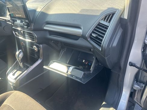 Used 2019 Ford EcoSport SE w/ SE Convenience Package image 21