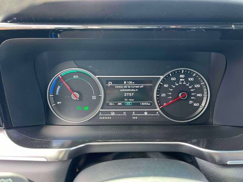 Used 2023 Kia Sorento EX AWD/4WD image 25