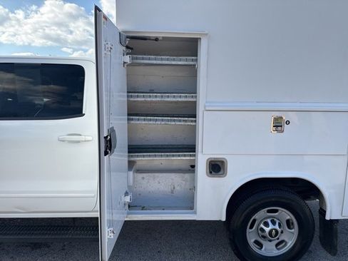 Used 2017 Chevrolet Silverado 2500 LT image 33