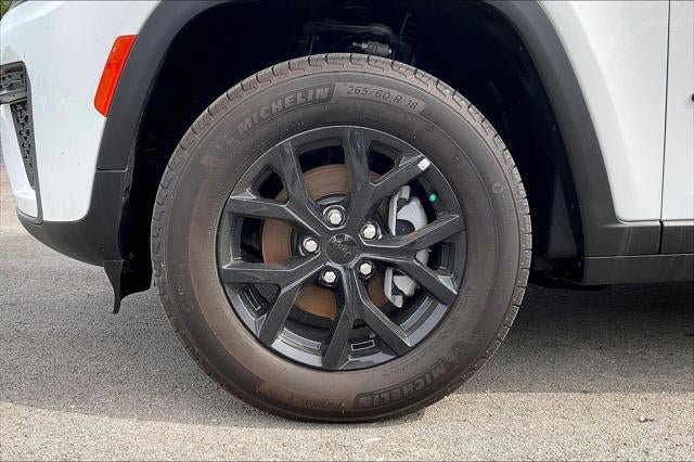 New 2026 Jeep Grand Cherokee Altitude AWD/4WD image 25