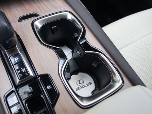 Certified 2023 Lexus RX 350 w/ Accessory Package (Z1) image 31