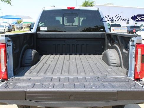 New 2025 Ford F250 Lariat w/ Lariat Ultimate Package image 6