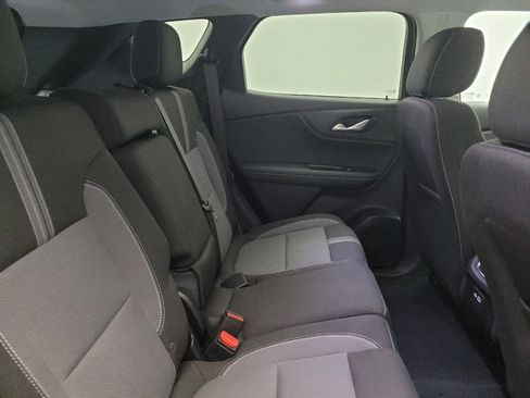Used 2024 Chevrolet Blazer LT w/ Convenience Package FWD image 19
