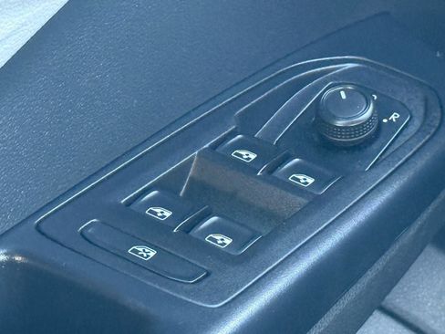 Used 2024 Volkswagen Taos S image 16