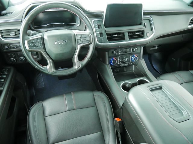 Used 2023 Chevrolet Suburban RST w/ Sport Performance Package AWD/4WD image 4