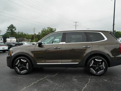 Used 2025 Kia Telluride S AWD/4WD image 26