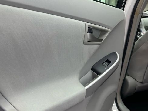 Used 2013 Toyota Prius Three w/ Solar Roof Pkg image 23