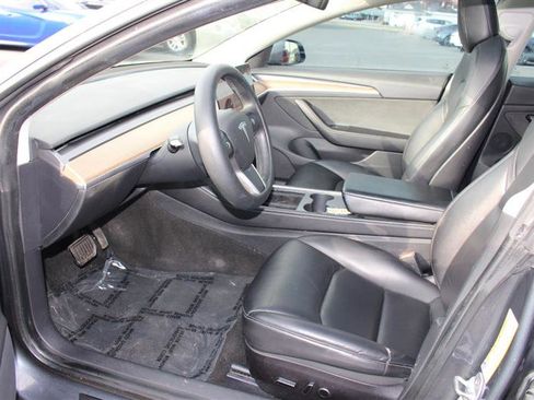 Used 2022 Tesla Model 3 Long Range image 10