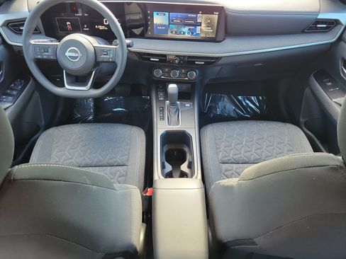 Certified 2025 Nissan Kicks SV w/ Charging Package FWD image 19