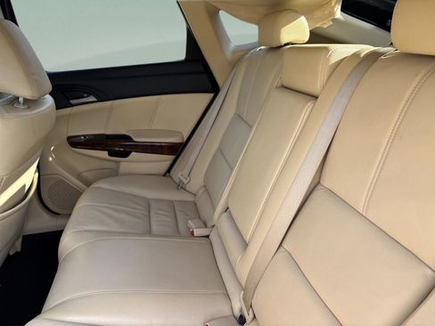 Used 2010 Honda Crosstour EX-L image 20