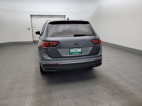 Used 2024 Volkswagen Tiguan SE FWD image 6