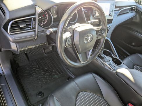 Used 2024 Toyota Camry SE image 17