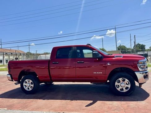 New 2025 RAM 2500 Big Horn image 4