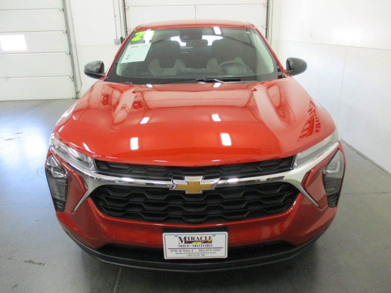 Used 2024 Chevrolet Trax LS FWD image 8