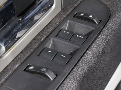 Used 2013 Ford F150 FX4 w/ Mid Equipment Group image 17