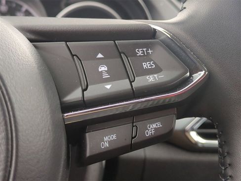 Used 2023 MAZDA CX-9 Touring image 16