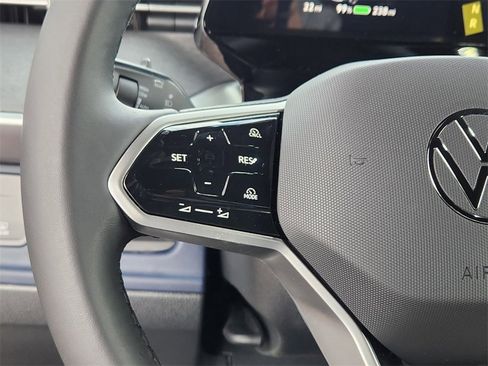 New 2025 Volkswagen ID. Buzz Pro S image 15