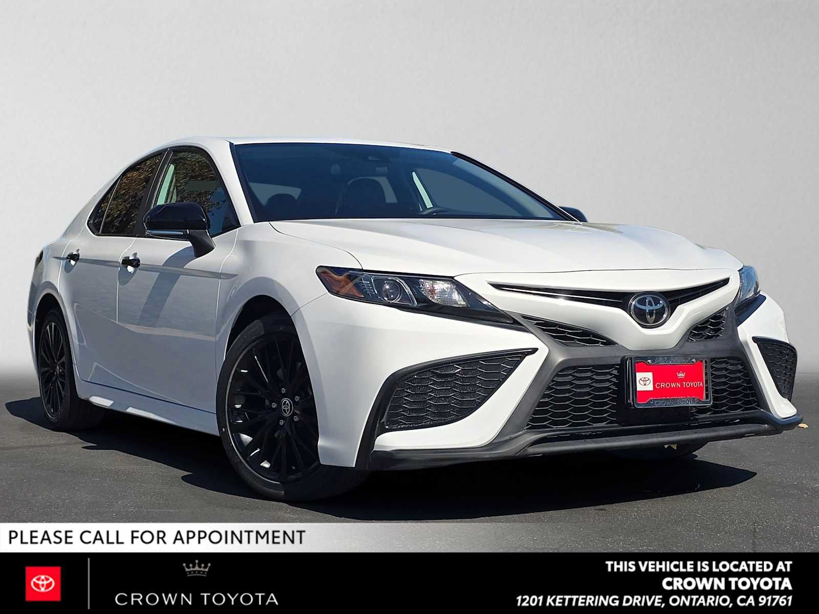 Certified 2022 Toyota Camry SE w/ Carpet Mat Package (TMS) FWD image 1