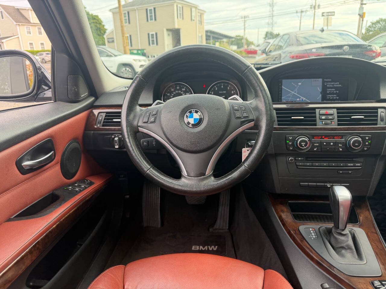 Used 2011 BMW 335i xDrive Sedan AWD/4WD image 18