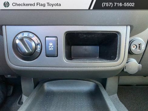 Used 2019 Nissan Frontier SV AWD/4WD image 15