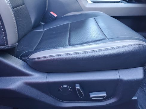 Used 2018 Ford F150 Raptor w/ Equipment Group 801A Mid image 47