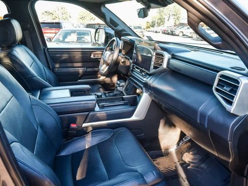 Used 2022 Toyota Tundra Platinum image 15