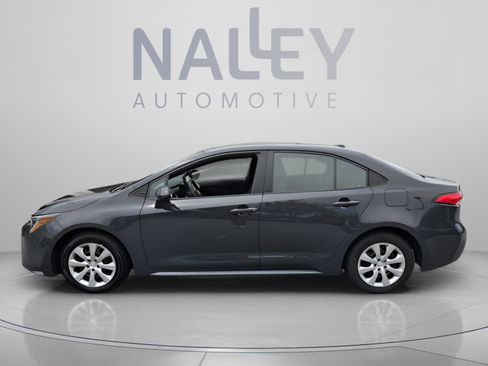 Used 2024 Toyota Corolla LE FWD image 2