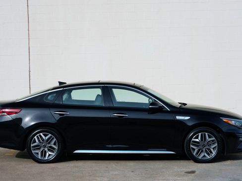 Used 2020 Kia Optima EX w/ Technology Package FWD image 52