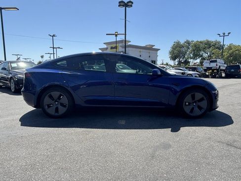 Used 2023 Tesla Model 3 Standard Range RWD image 7