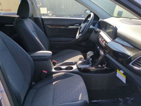 New 2026 Kia Seltos S image 24