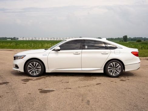 Used 2021 Honda Accord EX image 4