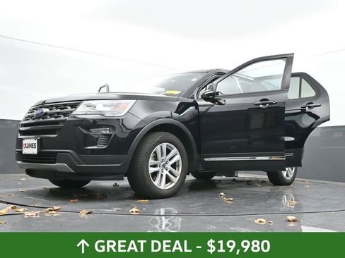 Used 2018 Ford Explorer XLT w/ Equipment Group 202A image 73