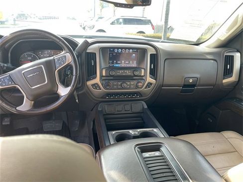 Used 2019 GMC Sierra 2500 Denali w/ Duramax Plus Package image 18