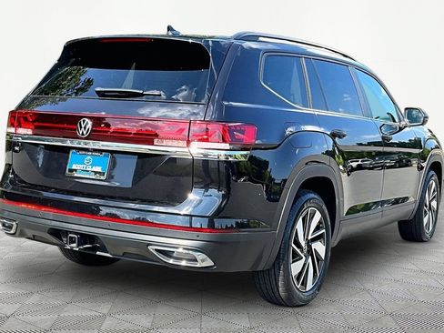 Used 2025 Volkswagen Atlas SE FWD image 5