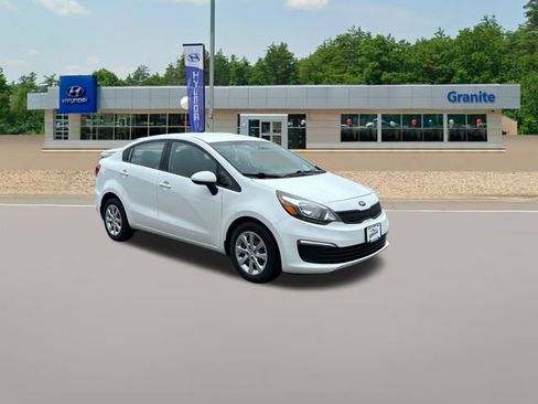 Used 2017 Kia Rio LX w/ Power Package FWD image 3