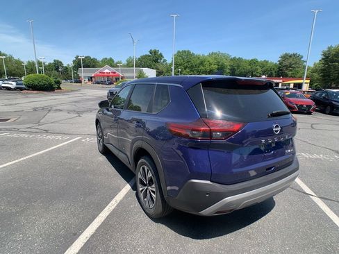 Used 2023 Nissan Rogue SV AWD/4WD image 6