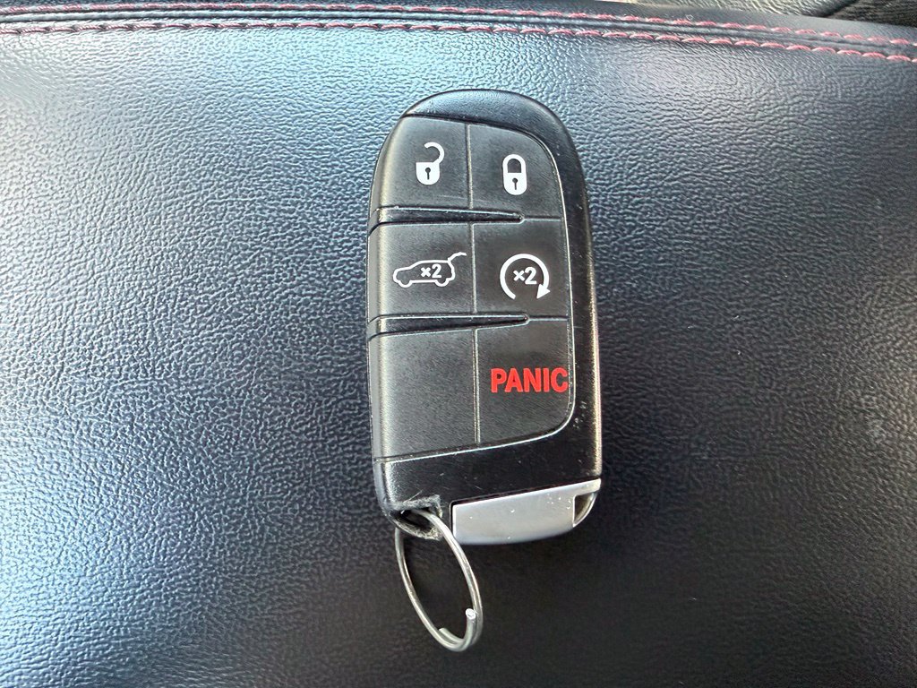 Used 2021 Dodge Durango R/T w/ Blacktop Package AWD/4WD image 28