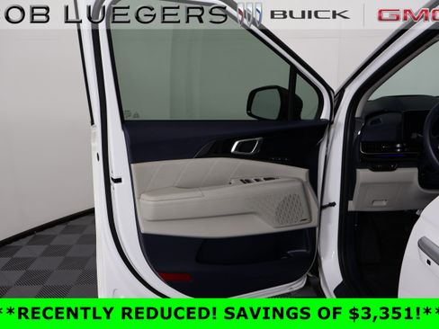 Used 2025 Kia Carnival SX Prestige FWD image 10