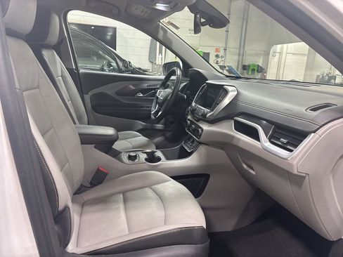 Used 2020 GMC Terrain SLT w/ Preferred Package image 10