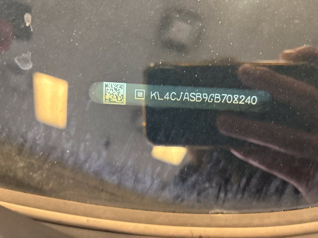 Used 2016 Buick Encore FWD image 3