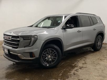 Used 2025 GMC Acadia Elevation
