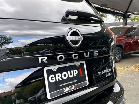 New 2026 Nissan Rogue Platinum image 15