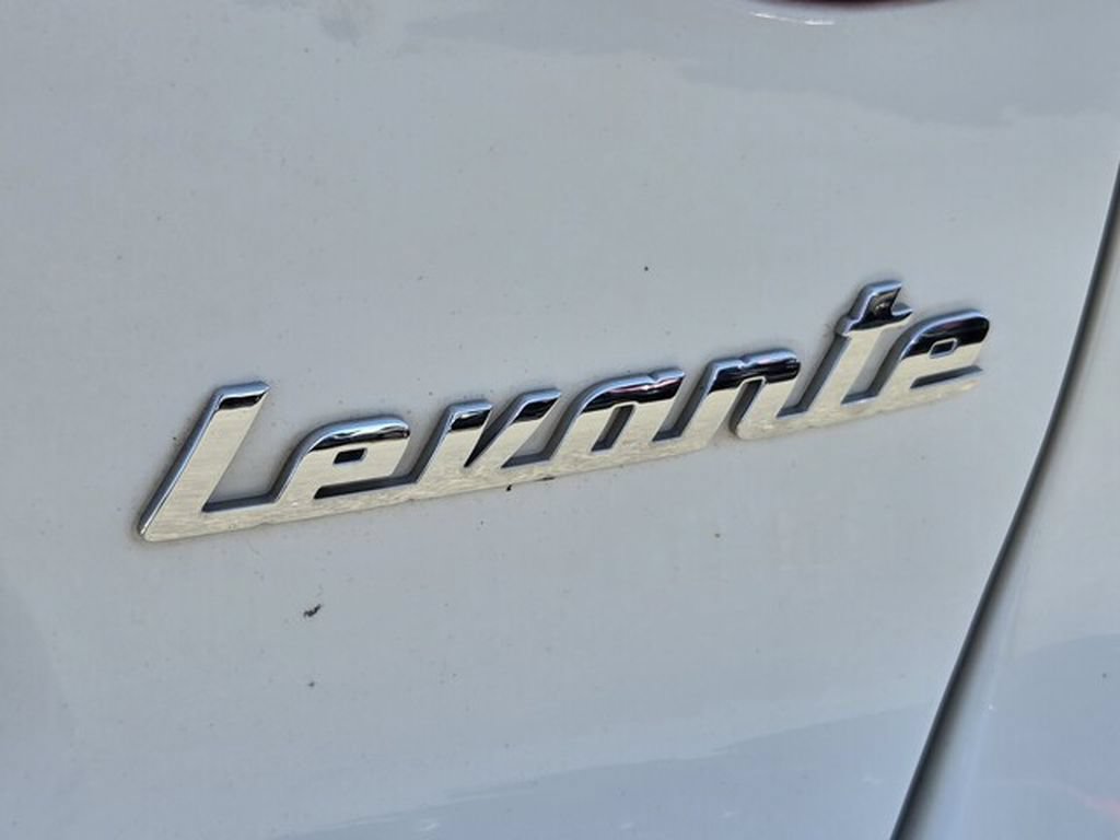 Used 2020 Maserati Levante AWD/4WD image 8